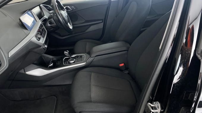 2024 BMW 1 Series