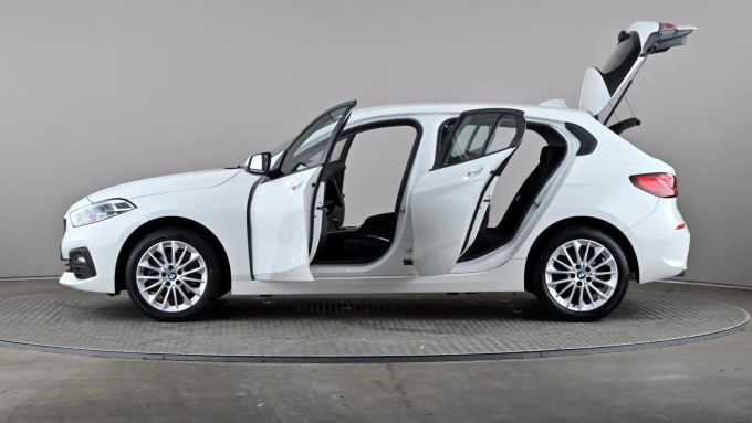 2024 BMW 1 Series