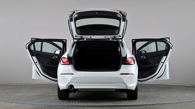 2024 BMW 1 Series
