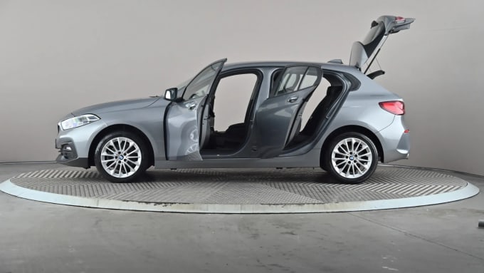 2024 BMW 1 Series