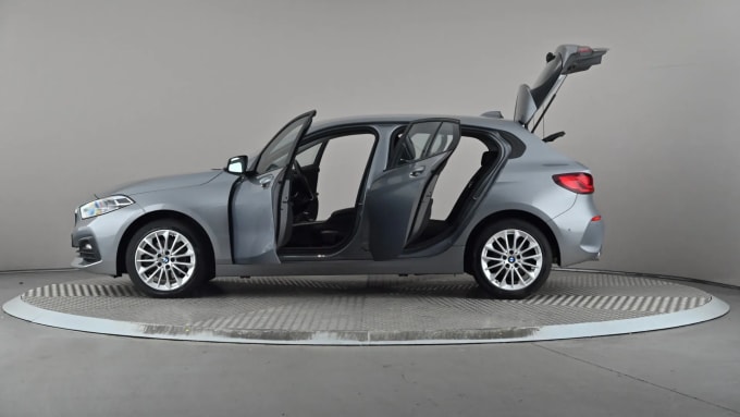 2024 BMW 1 Series