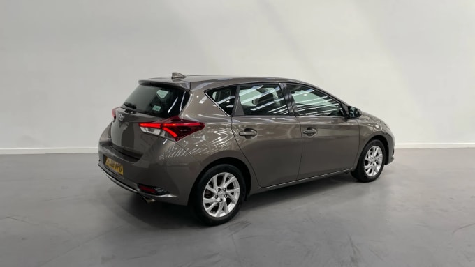 2018 Toyota Auris