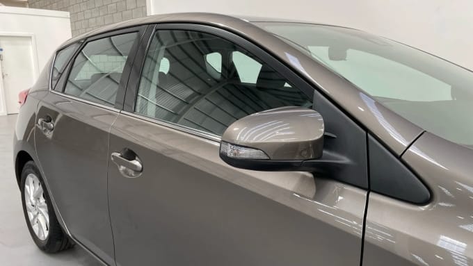 2018 Toyota Auris
