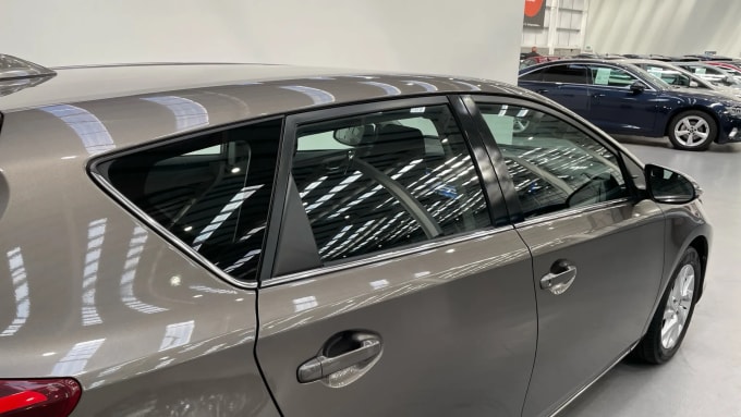 2018 Toyota Auris