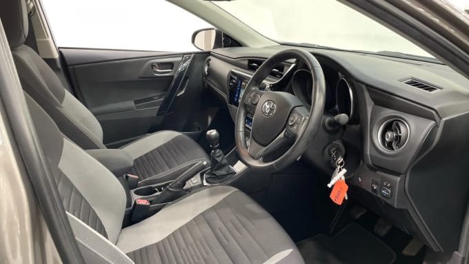 2018 Toyota Auris