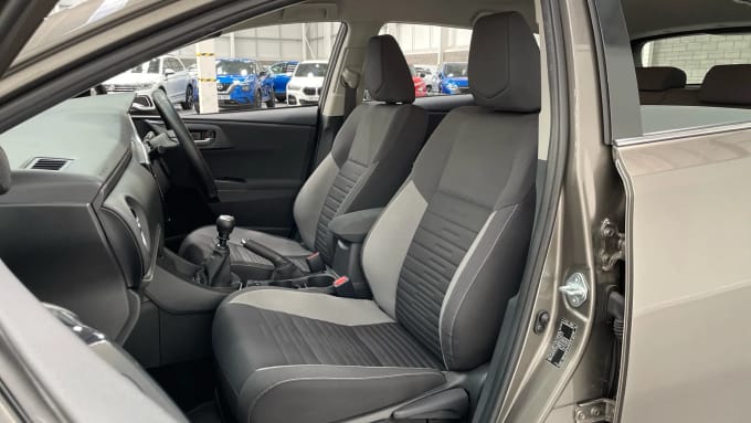 2018 Toyota Auris