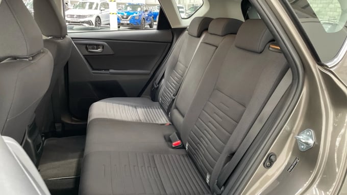 2018 Toyota Auris
