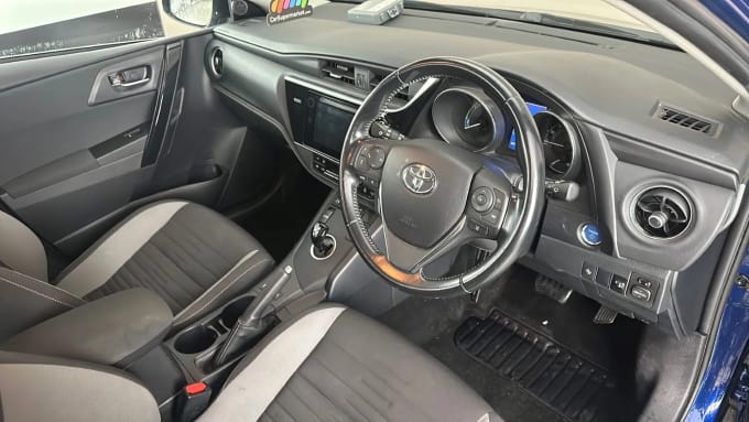 2018 Toyota Auris