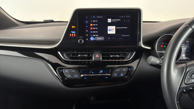 2022 Toyota C-hr