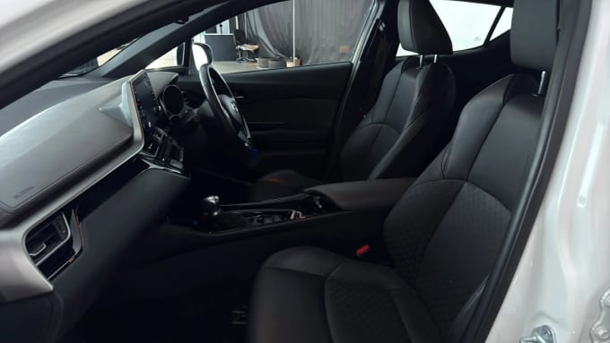 2021 Toyota C-hr
