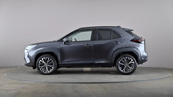 2024 Toyota Yaris Cross
