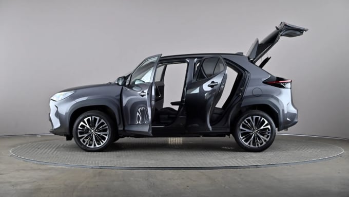 2024 Toyota Yaris Cross