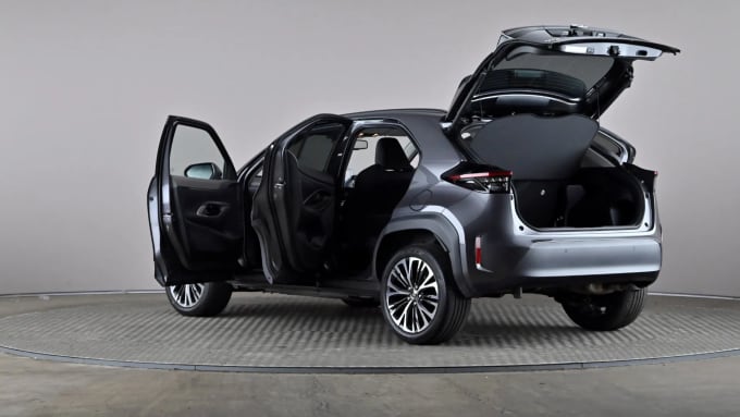 2024 Toyota Yaris Cross