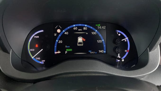 2024 Toyota Yaris Cross