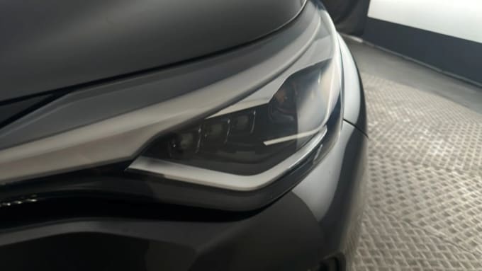 2021 Toyota C-hr