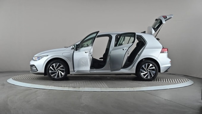 2022 Volkswagen Golf
