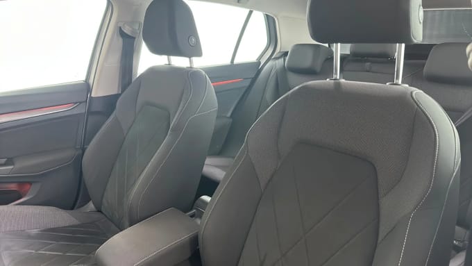 2022 Volkswagen Golf