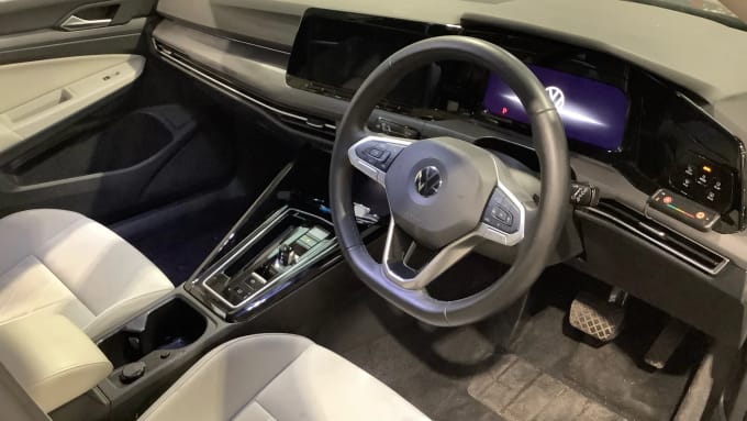 2023 Volkswagen Golf
