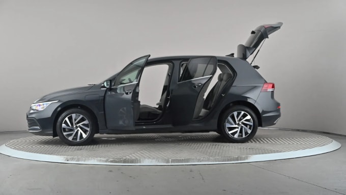 2022 Volkswagen Golf