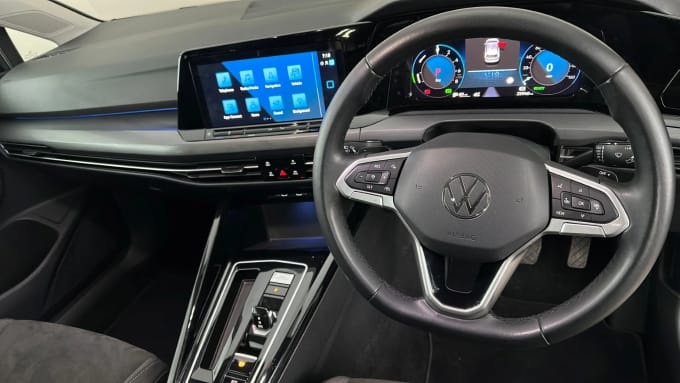 2023 Volkswagen Golf