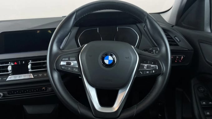 2021 BMW 1 Series