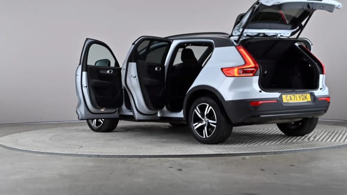 2021 Volvo Xc40