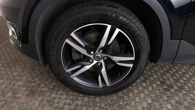 2021 Volvo Xc40