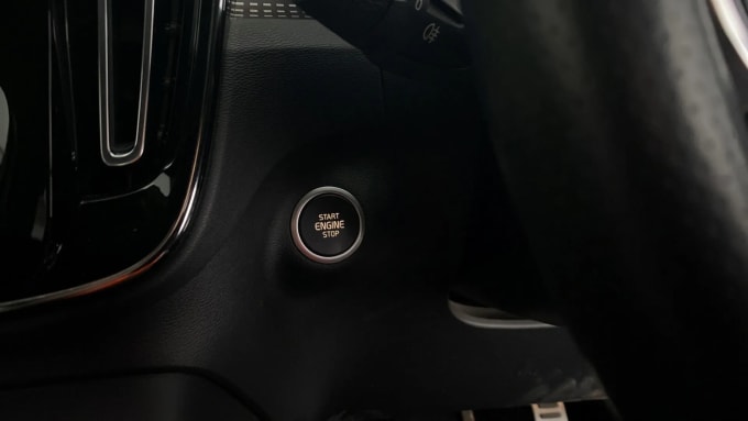 2021 Volvo Xc40