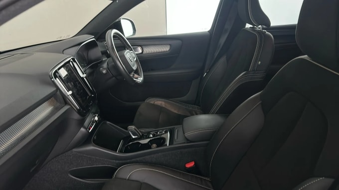 2021 Volvo Xc40