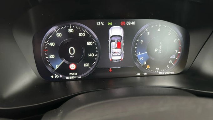2022 Volvo Xc40