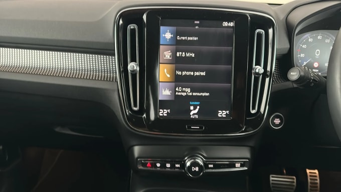 2022 Volvo Xc40