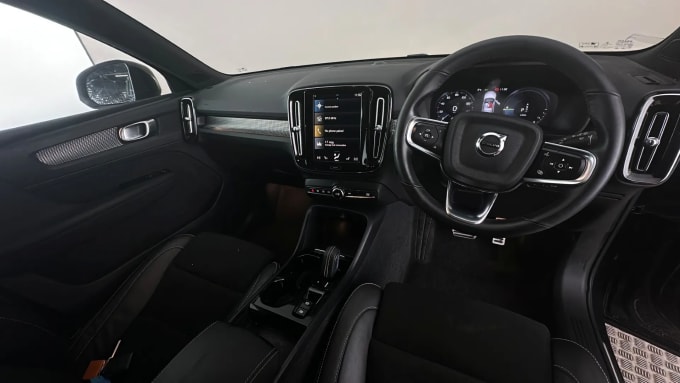 2021 Volvo Xc40