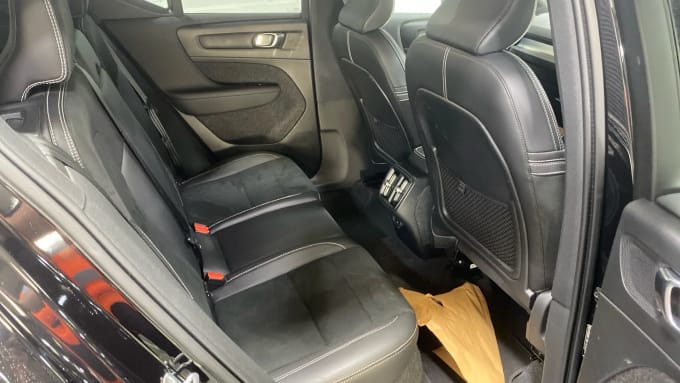 2021 Volvo Xc40