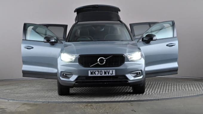 2020 Volvo Xc40