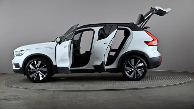 2021 Volvo Xc40