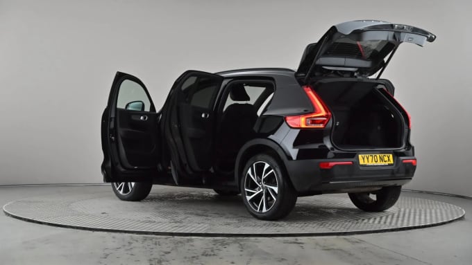 2020 Volvo Xc40