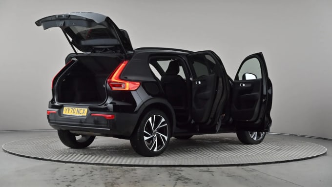 2020 Volvo Xc40