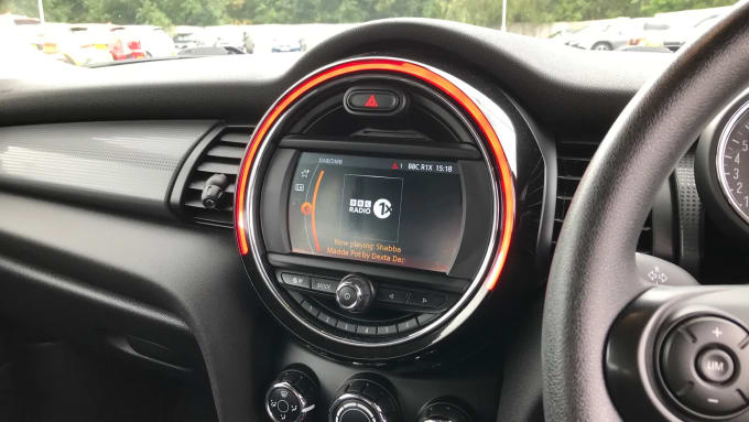 2019 Mini Hatch