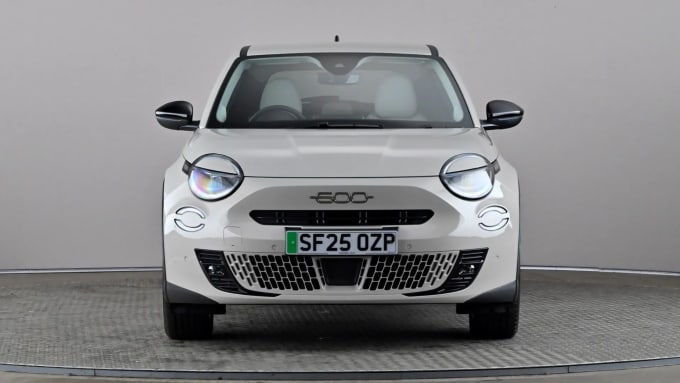 2025 Fiat 600