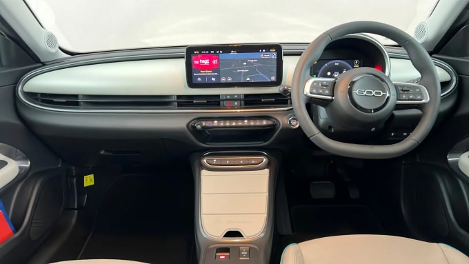 2025 Fiat 600