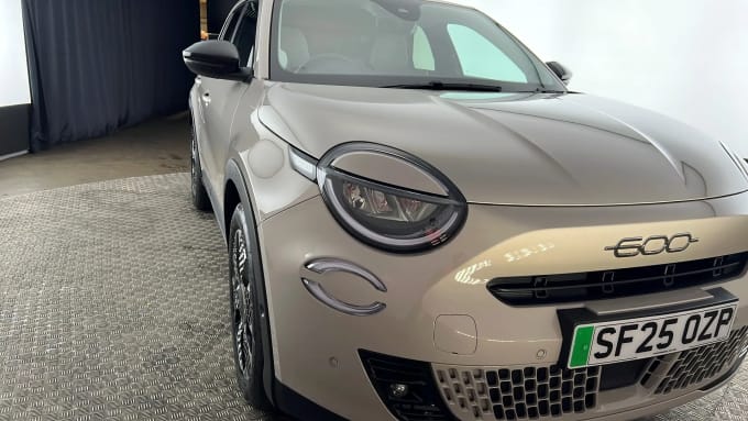 2025 Fiat 600
