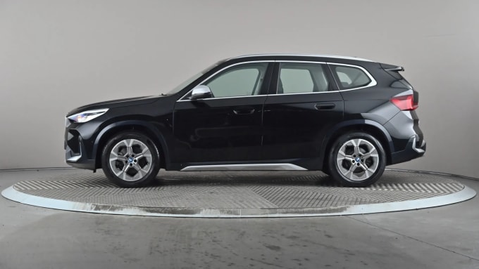 2023 BMW Ix1