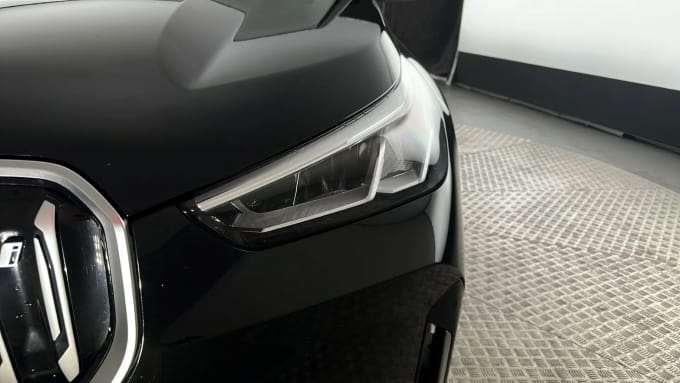 2023 BMW Ix1