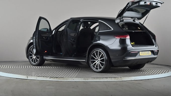 2022 Mercedes-benz Eqc