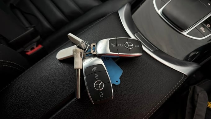 2021 Mercedes-benz Eqc