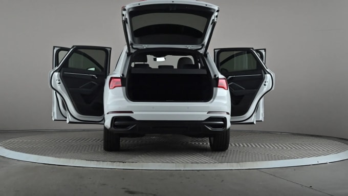 2021 Audi Q3