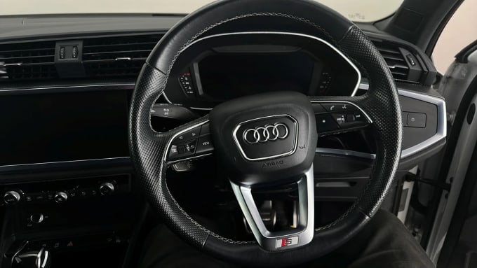 2021 Audi Q3
