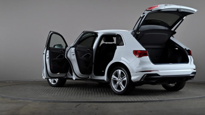 2021 Audi Q3