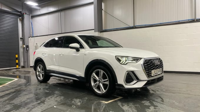 2022 Audi Q3