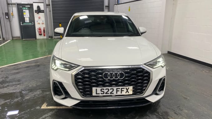 2022 Audi Q3
